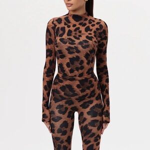 NAKED WARDROBE - LEOPARD LONG SLEEVE TOP